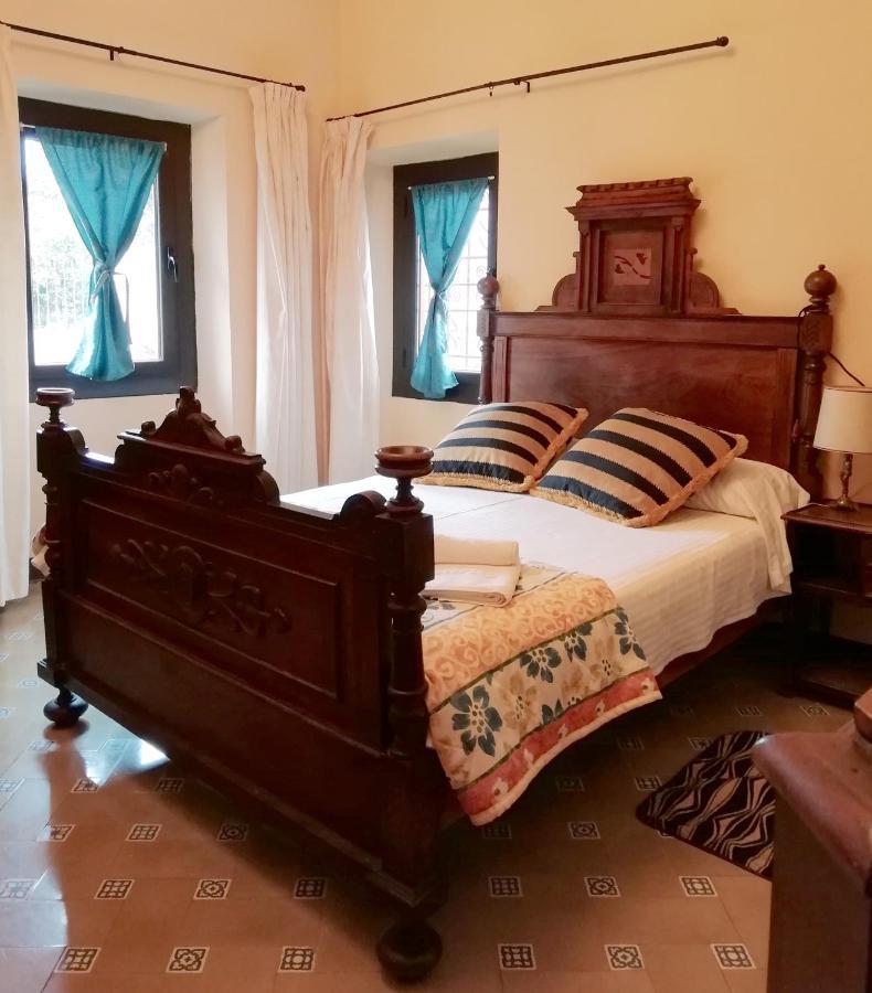 Hostal Rural Mas Blanc San Martín de Centellas Kültér fotó