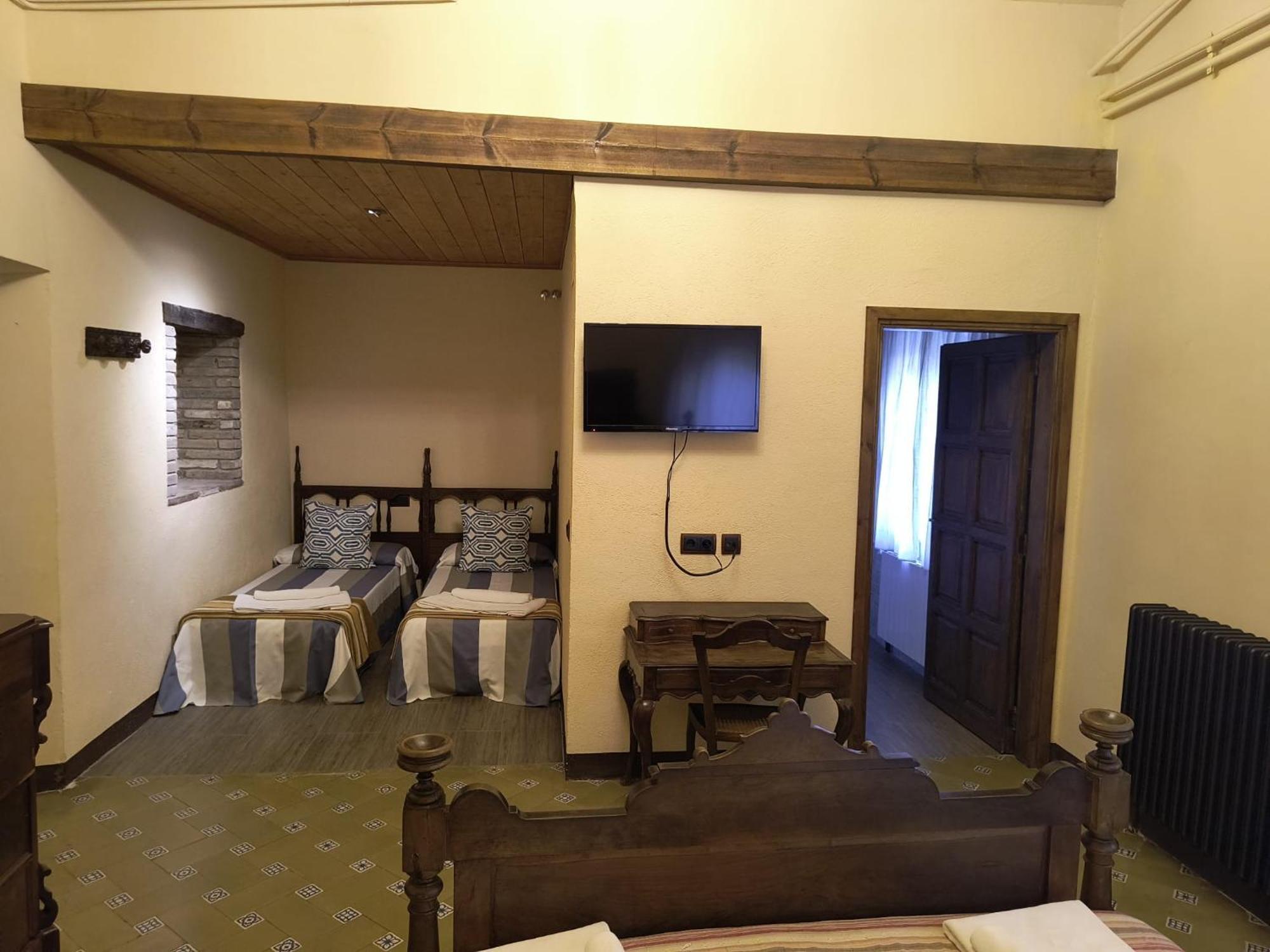 Hostal Rural Mas Blanc San Martín de Centellas Kültér fotó