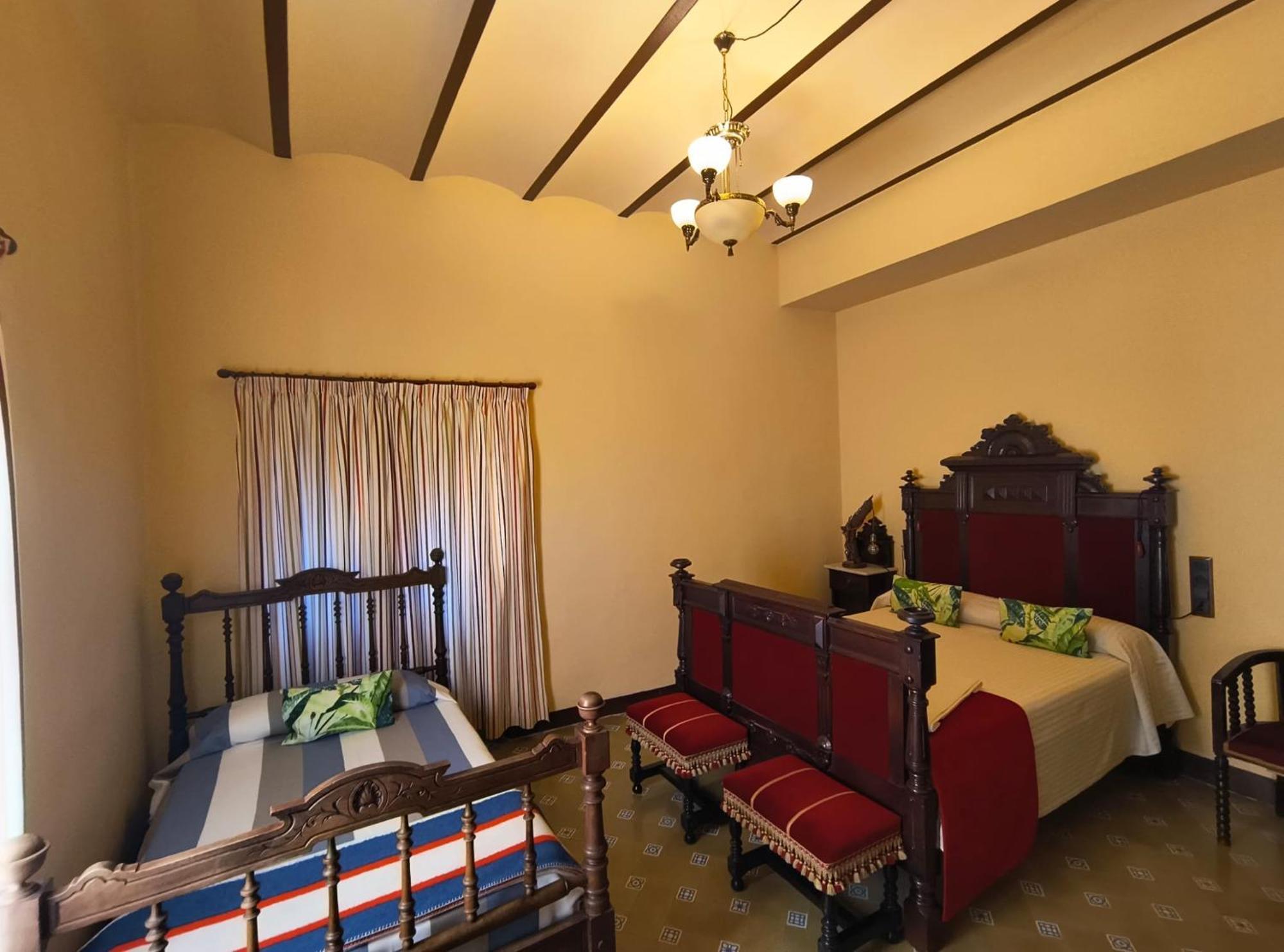 Hostal Rural Mas Blanc San Martín de Centellas Kültér fotó