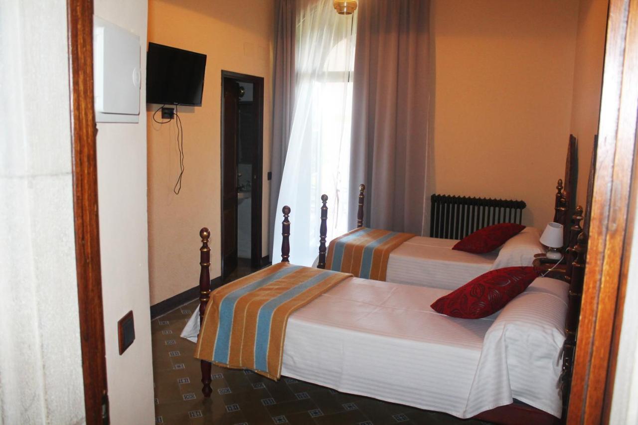 Hostal Rural Mas Blanc San Martín de Centellas Kültér fotó